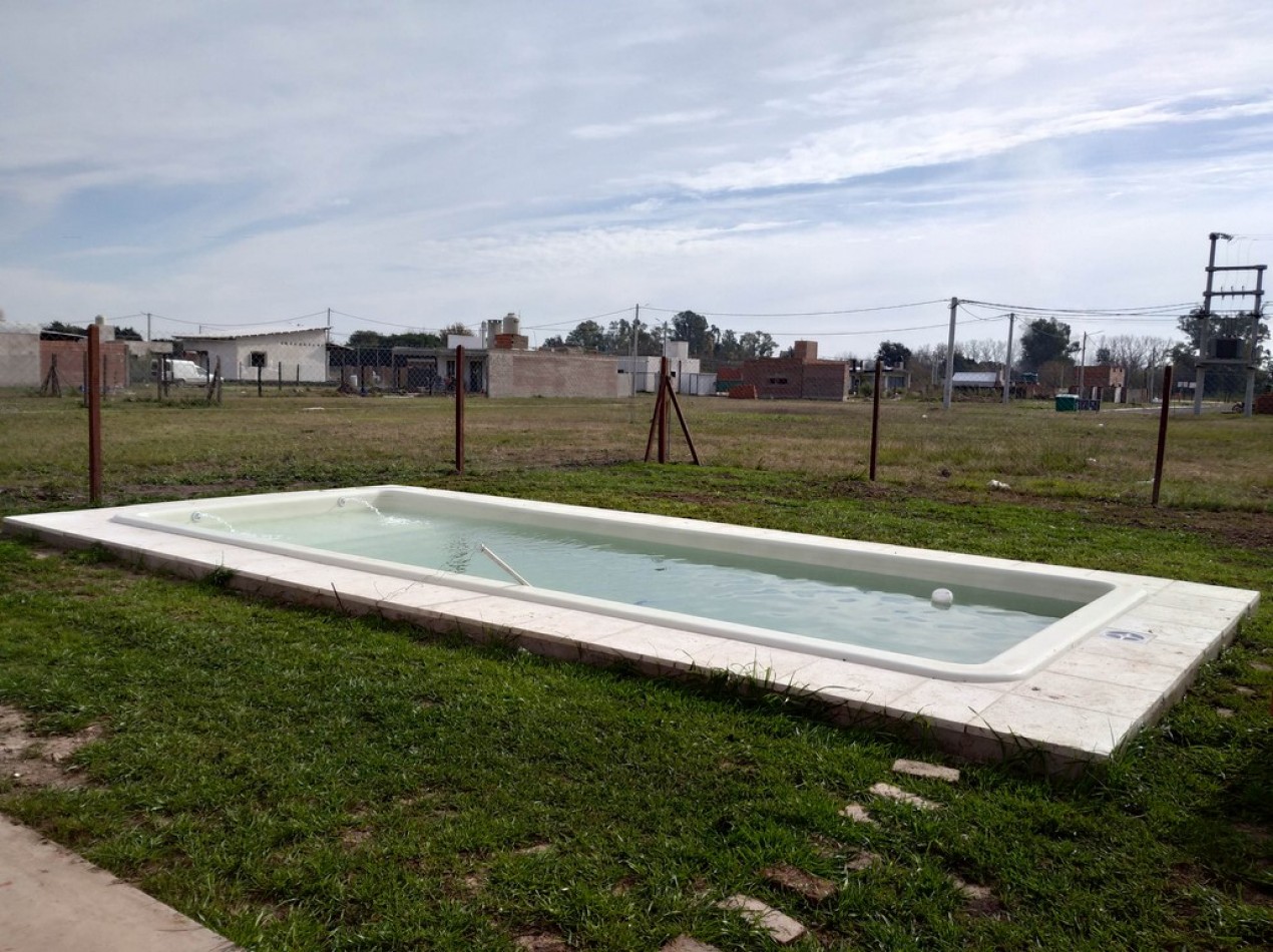 Fincas de Ibarlucea: Venta Casa 1 dorm con piscina