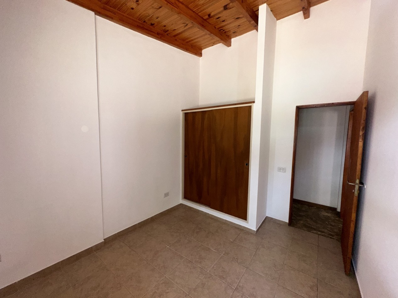 Alquiler Casa 2 dorm con piscina en Profesional Country Funes