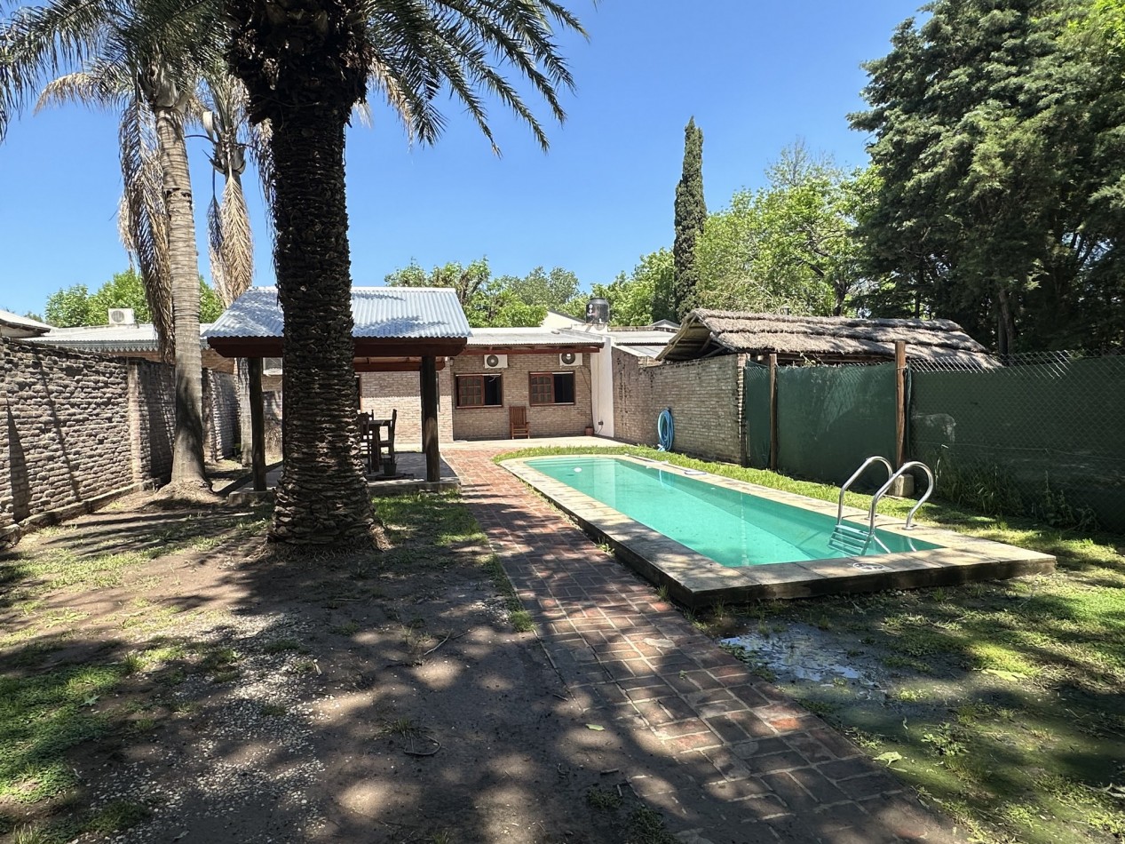 Alquiler Casa 2 dorm con piscina en Profesional Country Funes