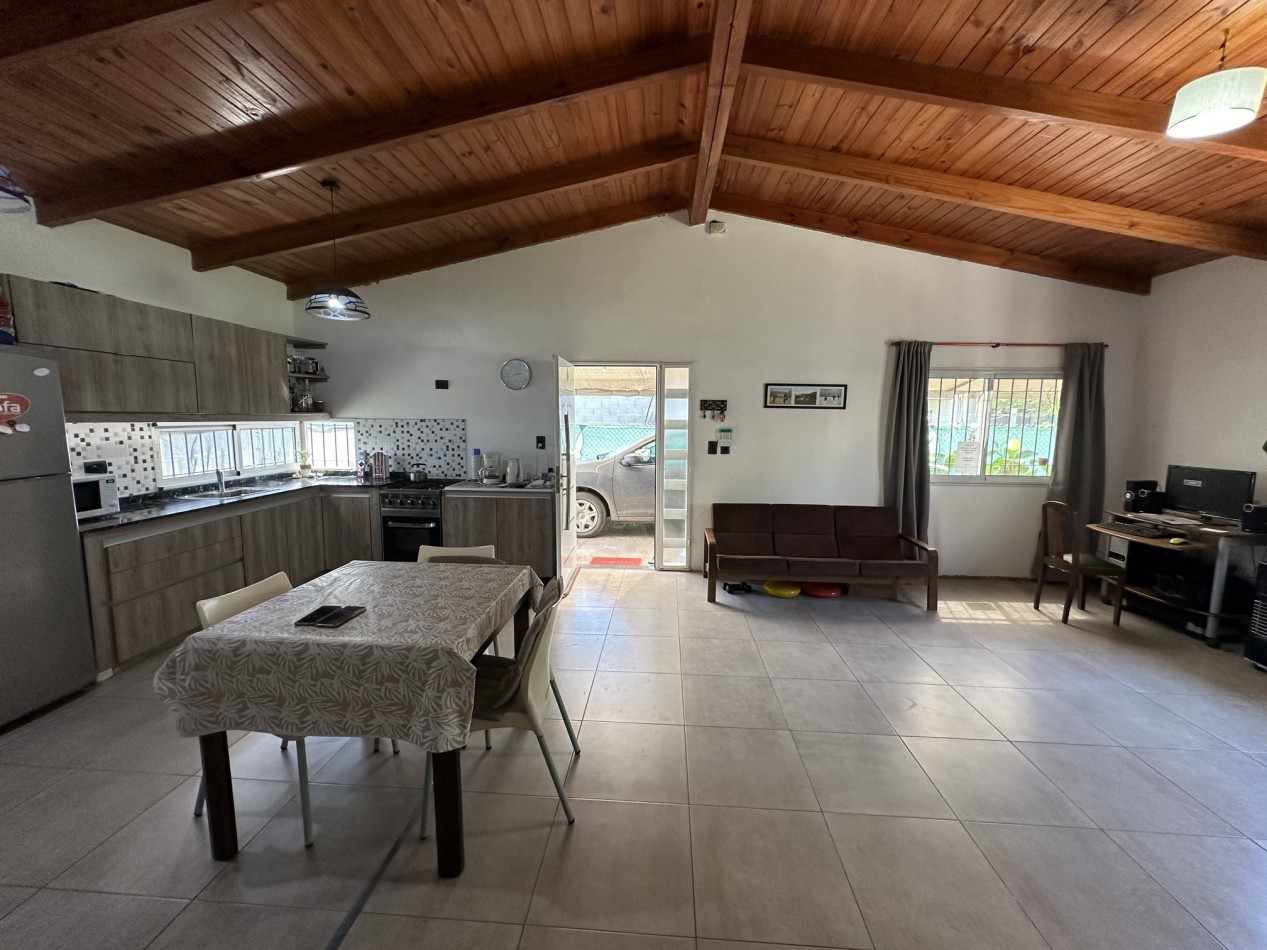 Venta Casa 2 dormitorios en Los Cedros, Roldan.