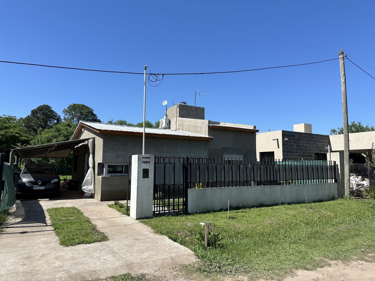 Venta Casa 2 dormitorios en Los Cedros, Roldan.