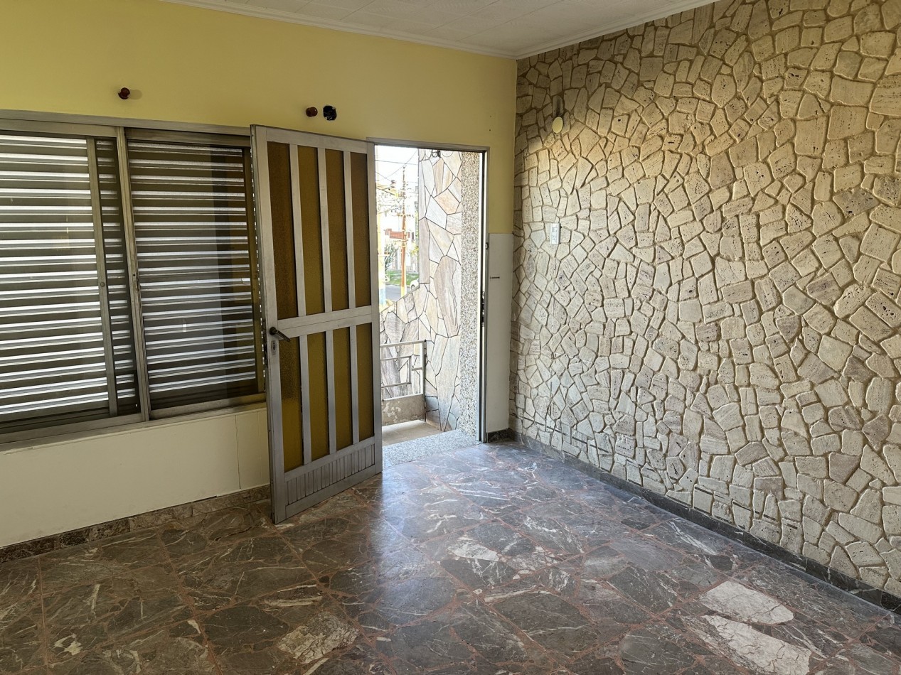 Venta Casa 4 dormitorios en Barrio Ludueña