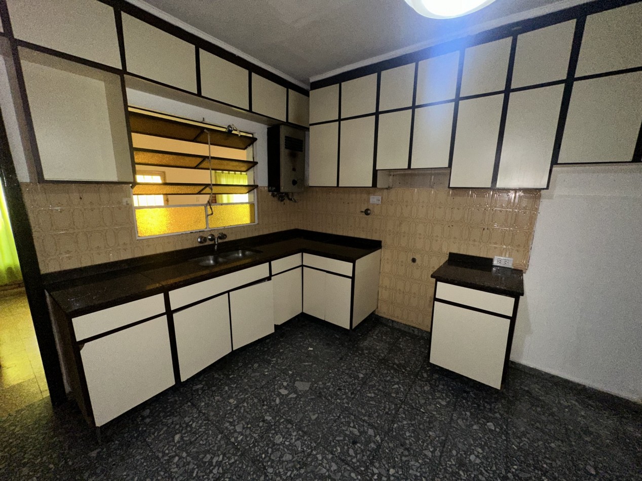 Venta Casa 4 dormitorios en Barrio Ludueña