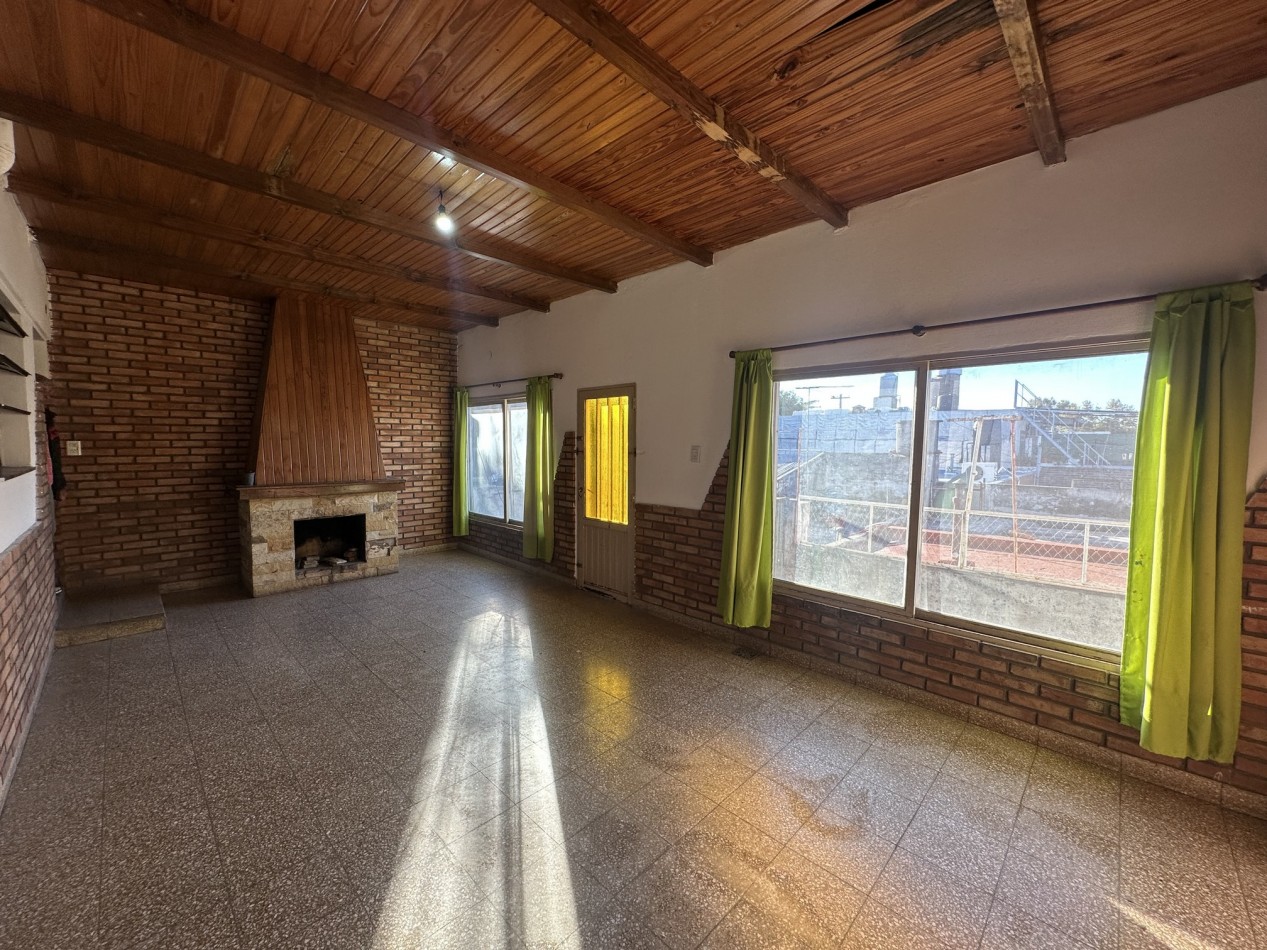 Venta Casa 4 dormitorios en Barrio Ludueña