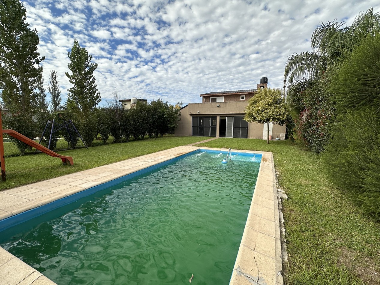 Alquiler Casa 3 dorm. amoblada con piscina