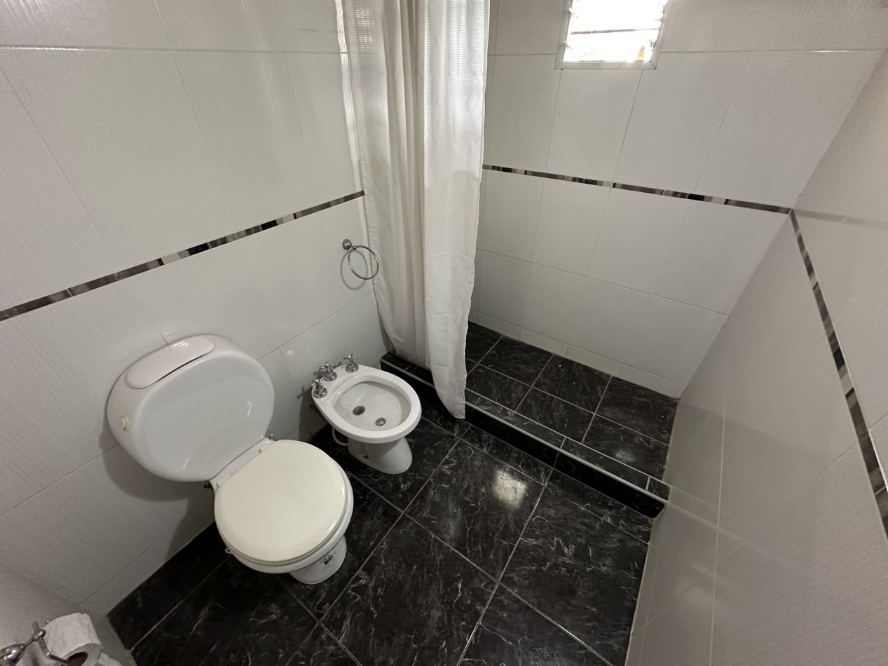 Alquiler Casa 3 dorm. amoblada con piscina