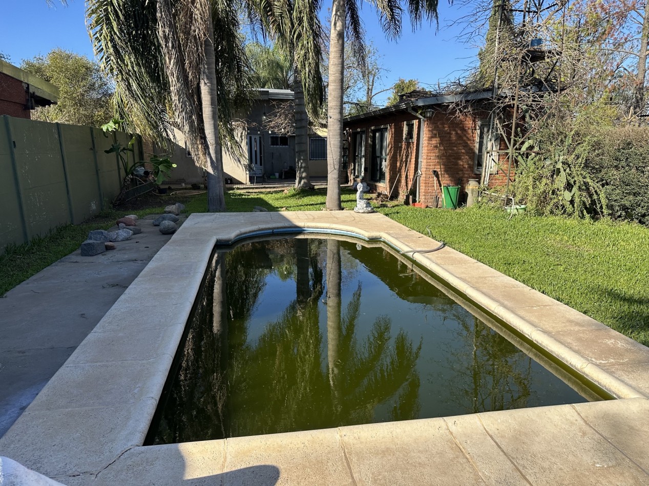 Encantadora casa 3 dorm. con piscina en Funes