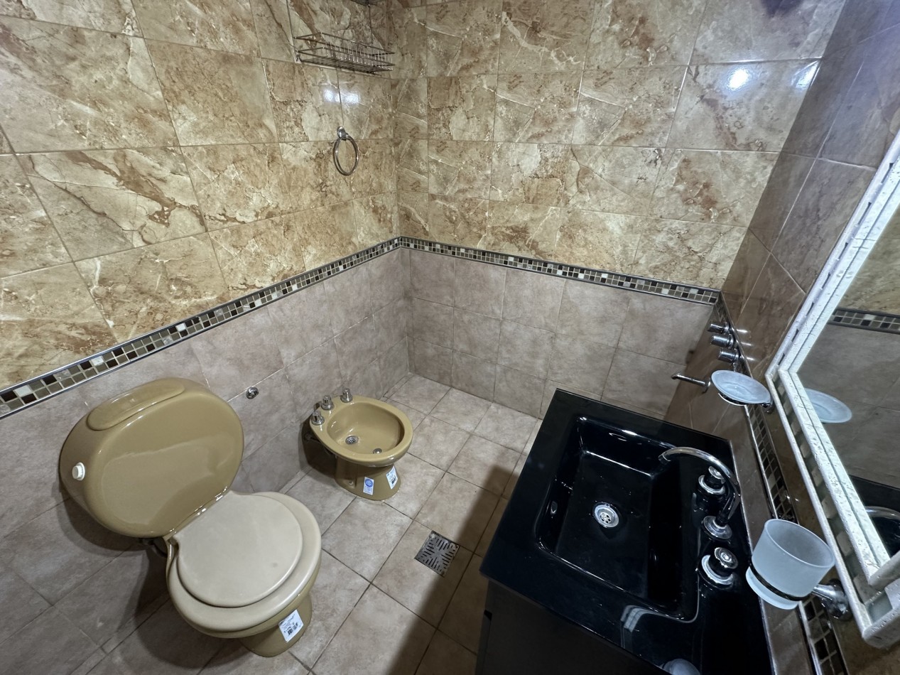 Alquiler Casa 2 dormitorios con jardin en Fisherton