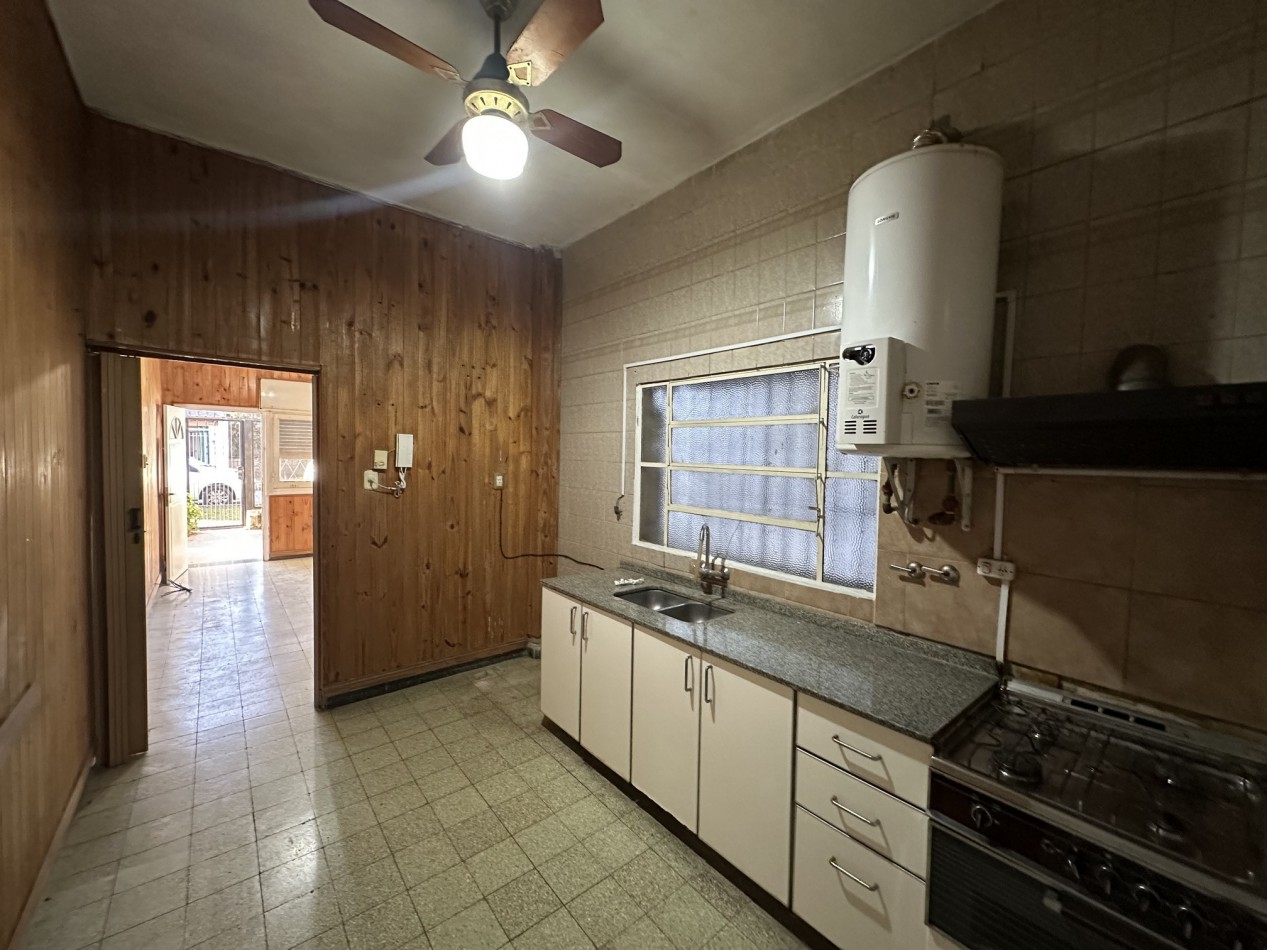 Alquiler Casa 2 dormitorios con jardin en Fisherton