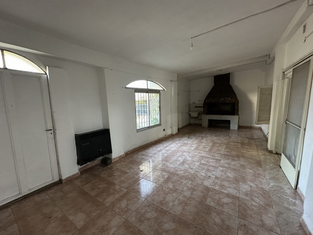 Alquiler Casa 2 dormitorios con jardin en Fisherton