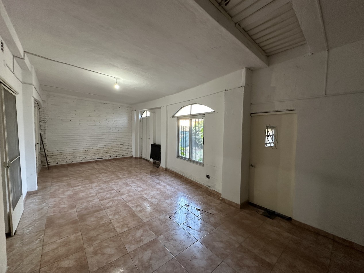 Alquiler Casa 2 dormitorios con jardin en Fisherton