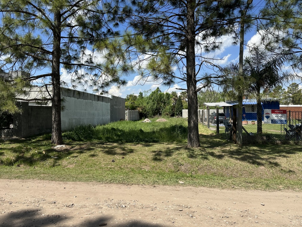 Lote escriturado en Tierra de Sueños 1 - Roldan