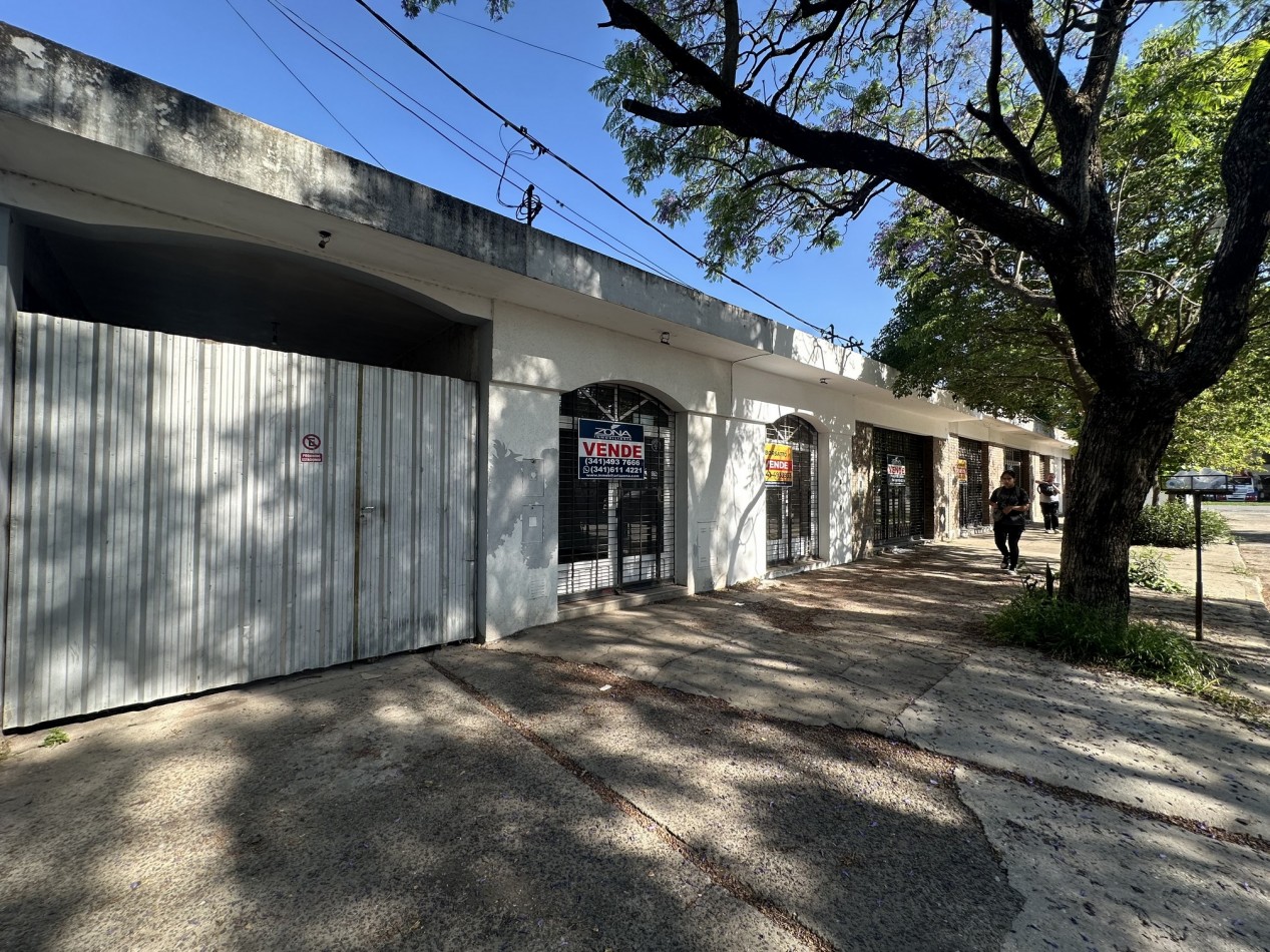 Locales comerciales + galpon en venta