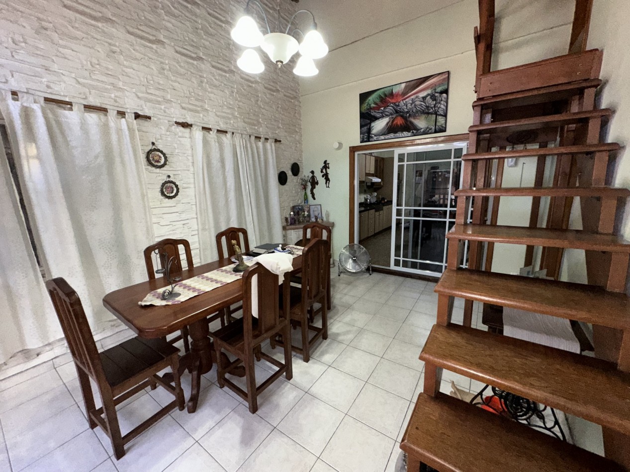 Espectacular Casa 4 dormitorios en Excelente Estado