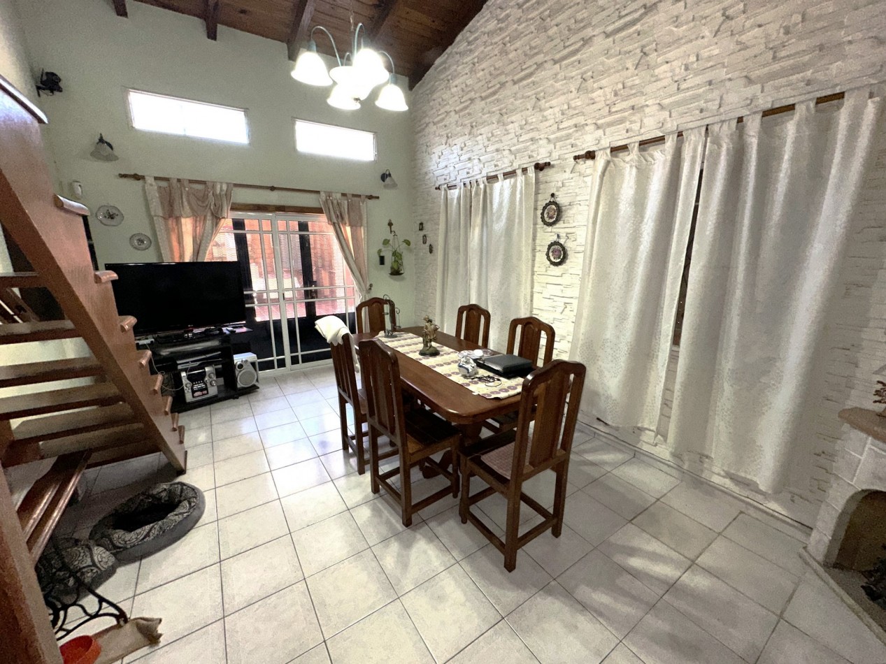 Espectacular Casa 4 dormitorios en Excelente Estado