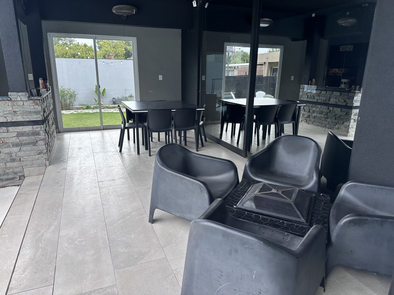 Increible Casa Premium 4 Dormitorios en Roldan