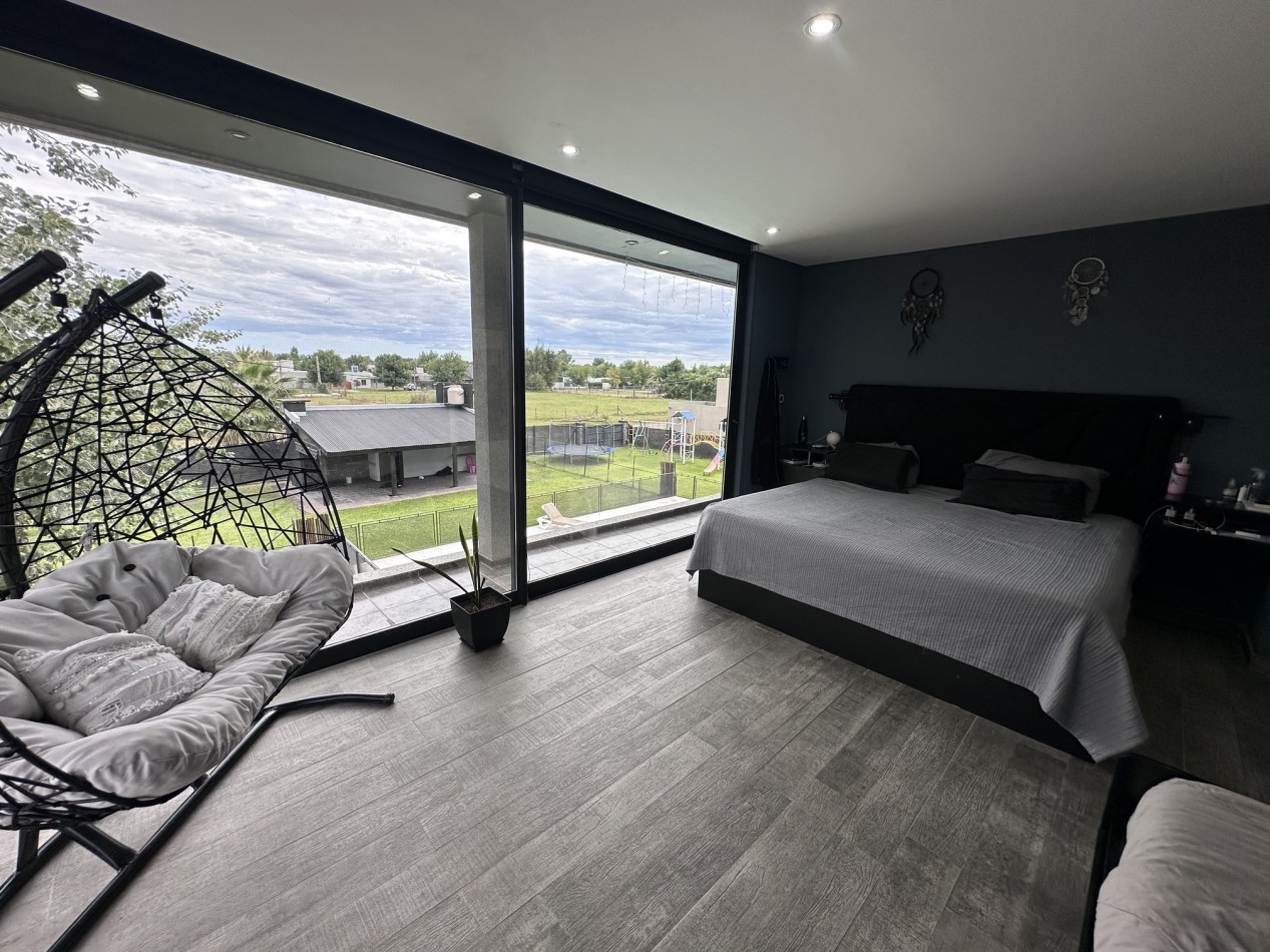 Increible Casa Premium 4 Dormitorios en Roldan