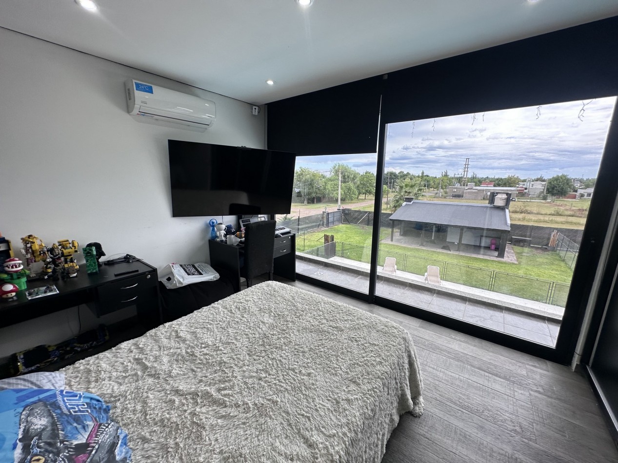 Increible Casa Premium 4 Dormitorios en Roldan