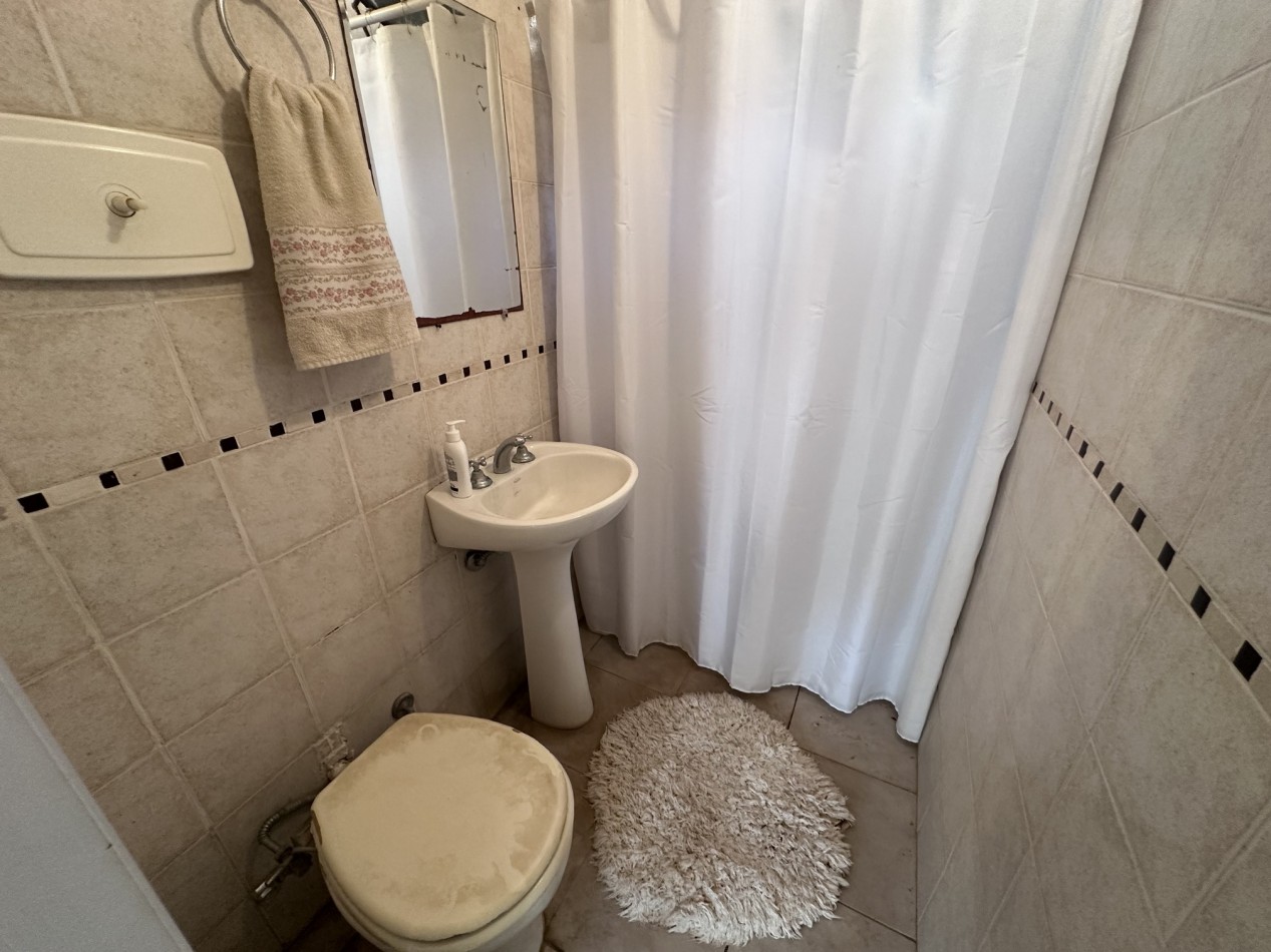 Retasada: Casa a Reciclar en Garita 13 - Funes