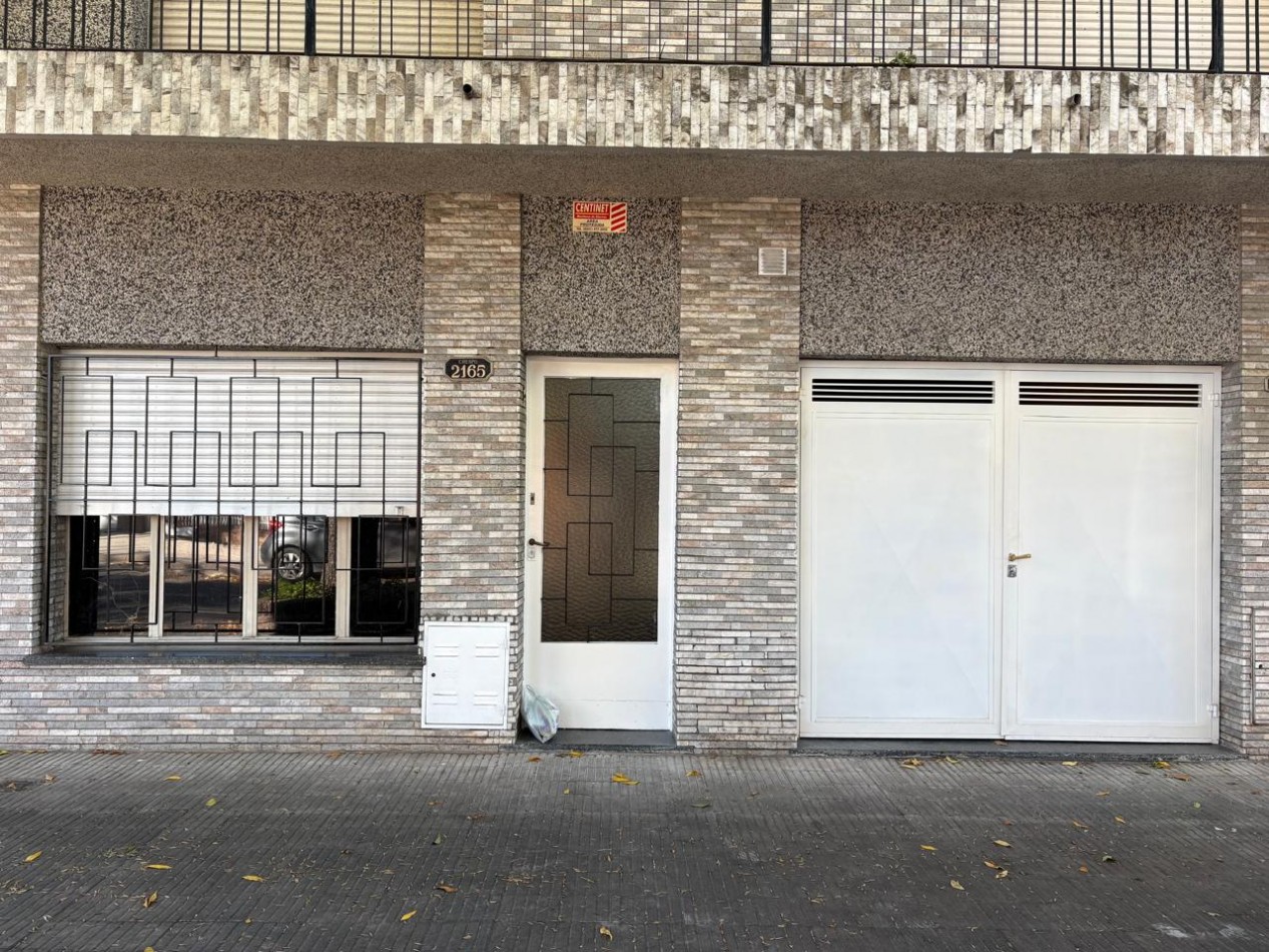 Alquiler Casa 2 dormitorios con patio y cochera