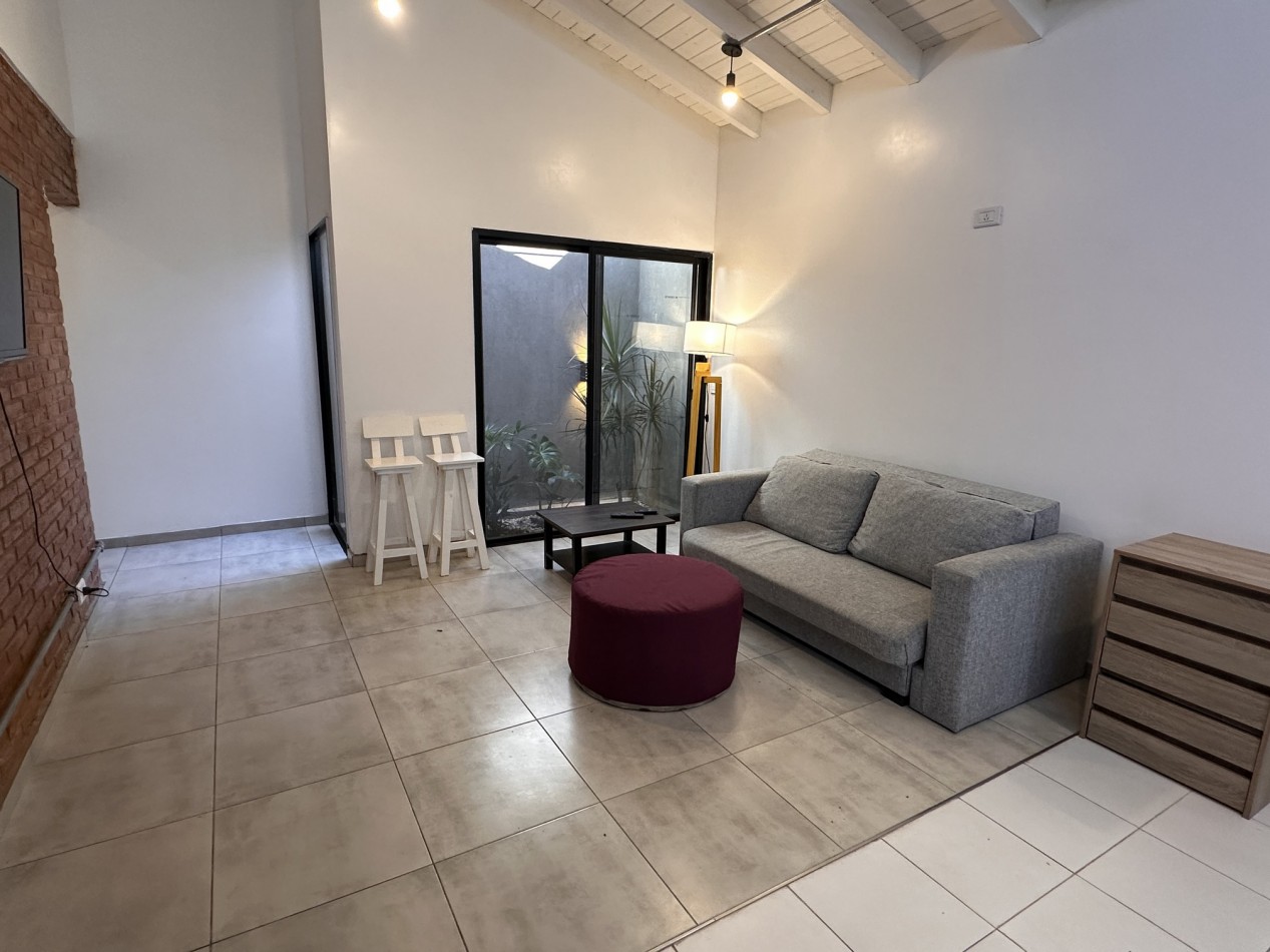 Casa a estrenar con pileta en Fincas de Ibarlucea