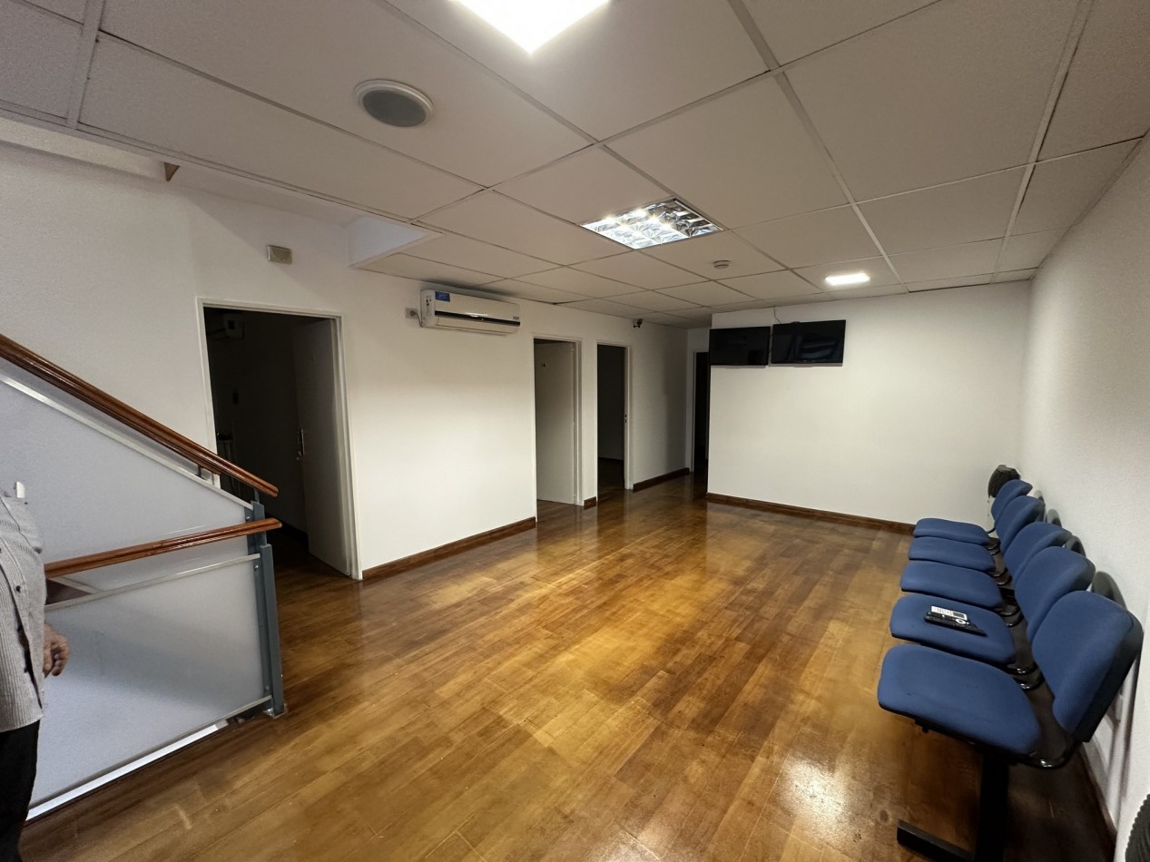 Alquiler edificio de oficinas/consultorios en Rosario