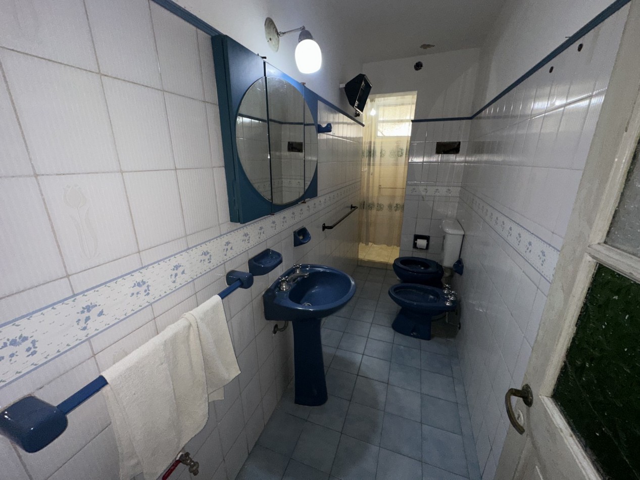 Casa Urbana a Reciclar - Ideal Uso Comercial - Centro de Funes