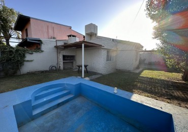 Venta casa 2 dorm con piscina en "El Troncal" Roldan