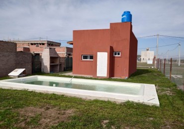 Fincas de Ibarlucea: Venta Casa 1 dorm con piscina