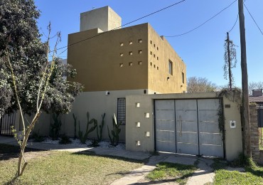 Venta Casa 3 dorm con piscina en Garita 9