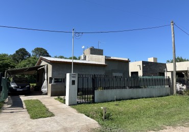 Venta Casa 2 dormitorios en Los Cedros, Roldan.